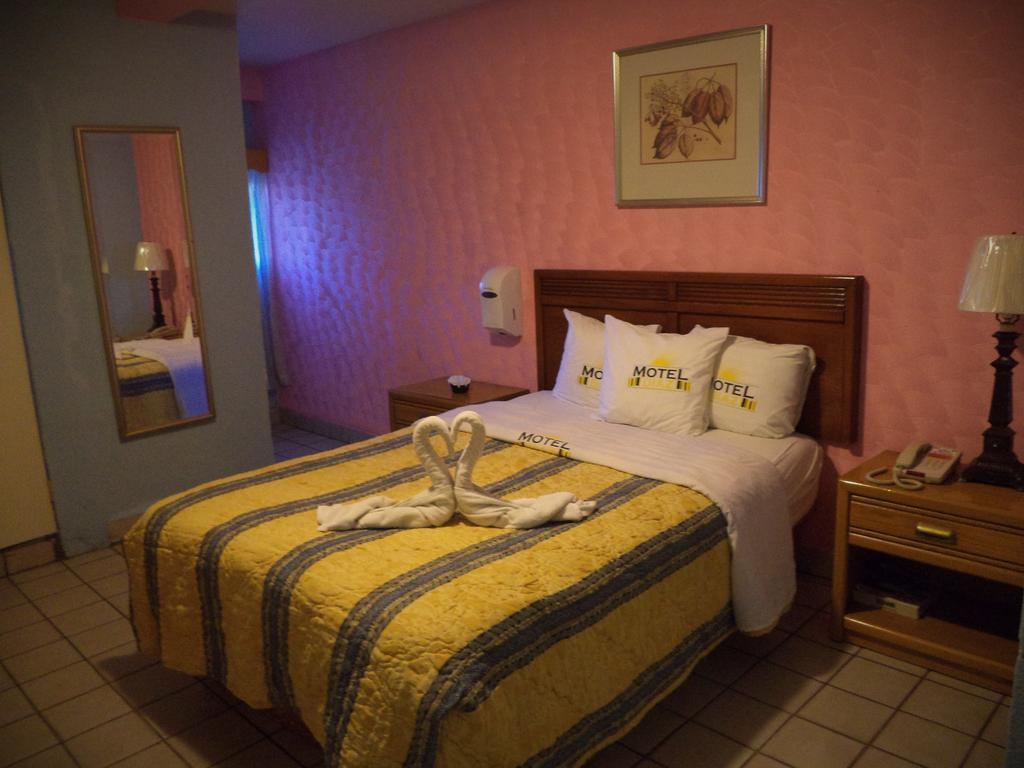 Hotel Diaz Tijuana Dış mekan fotoğraf