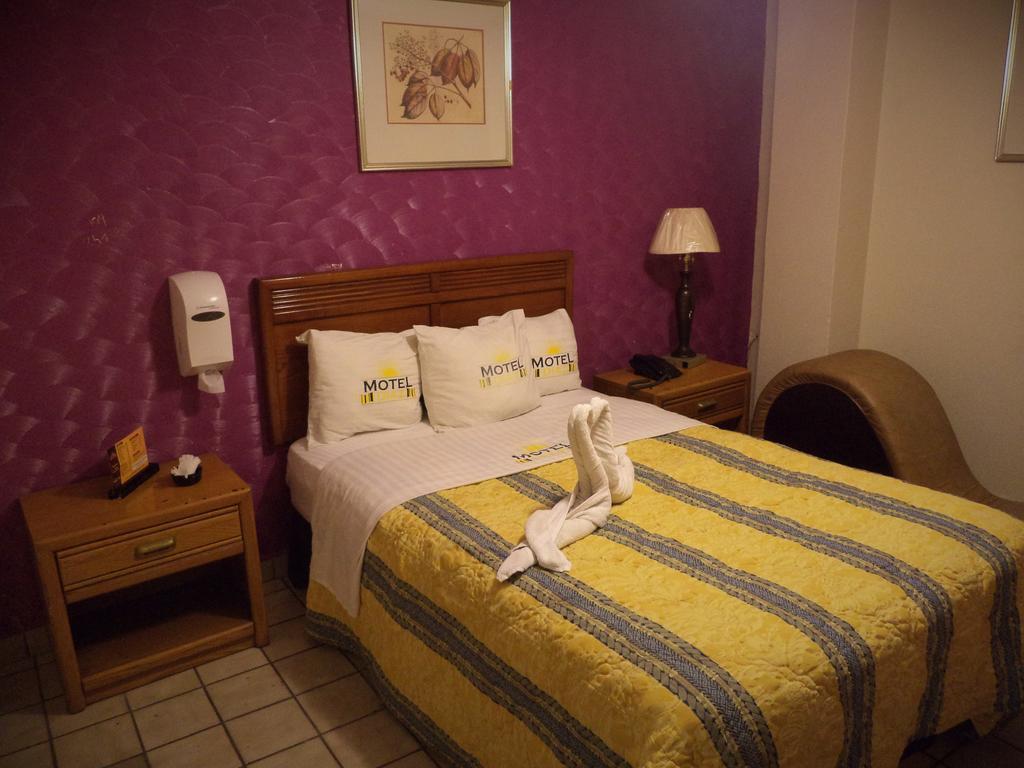 Hotel Diaz Tijuana Dış mekan fotoğraf