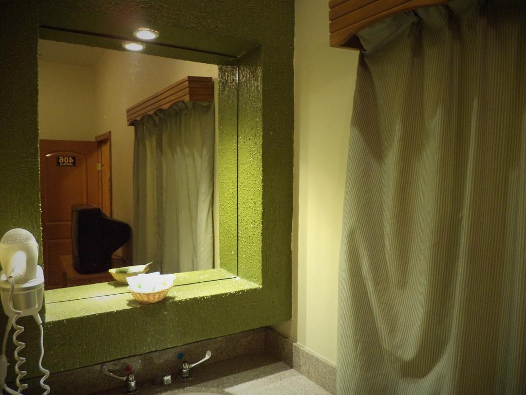 Hotel Diaz Tijuana Dış mekan fotoğraf