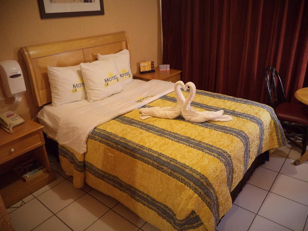 Hotel Diaz Tijuana Dış mekan fotoğraf